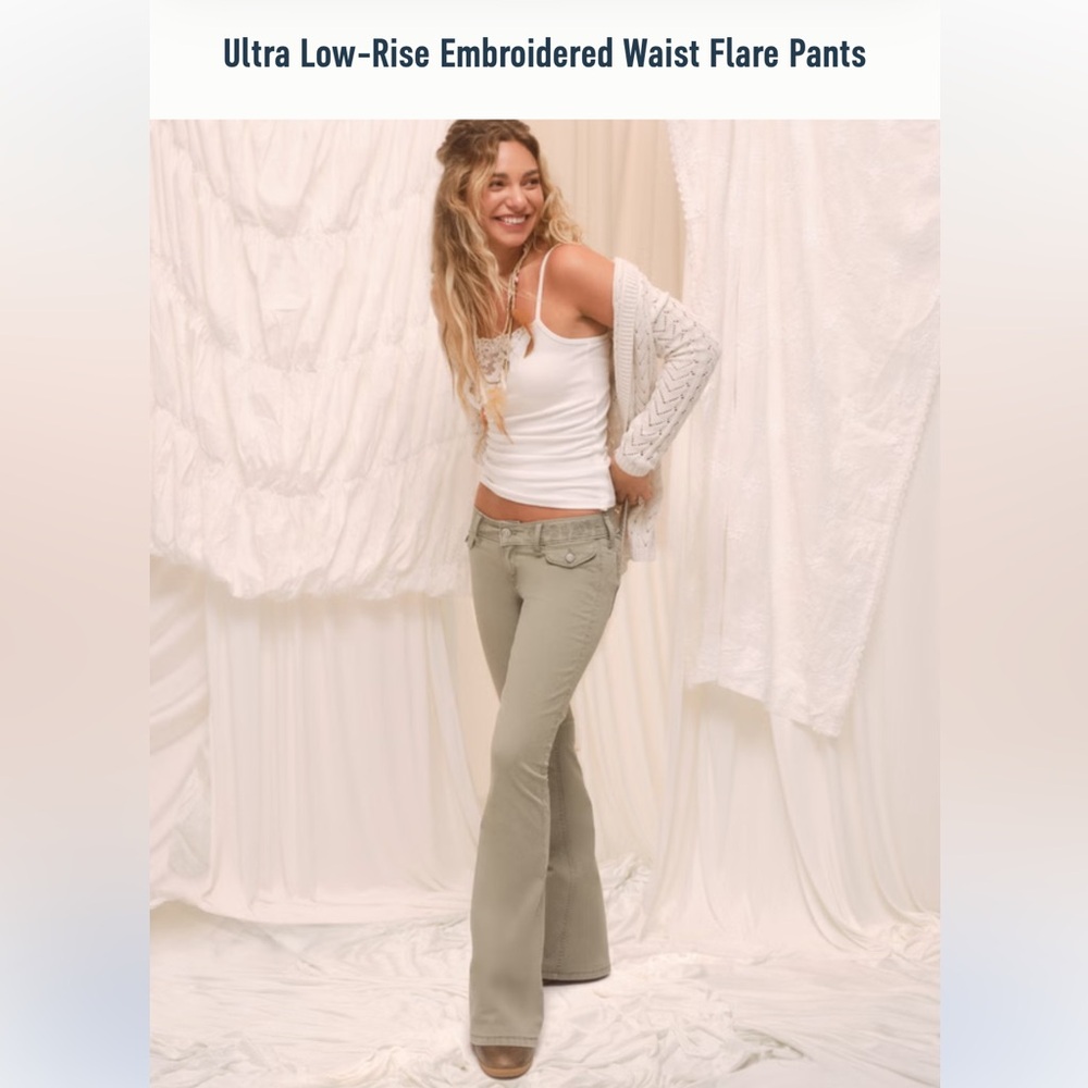 Hollister ultra low rise, flare jeans